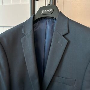 Reaction Kenneth Cole Men's Navy Blazer